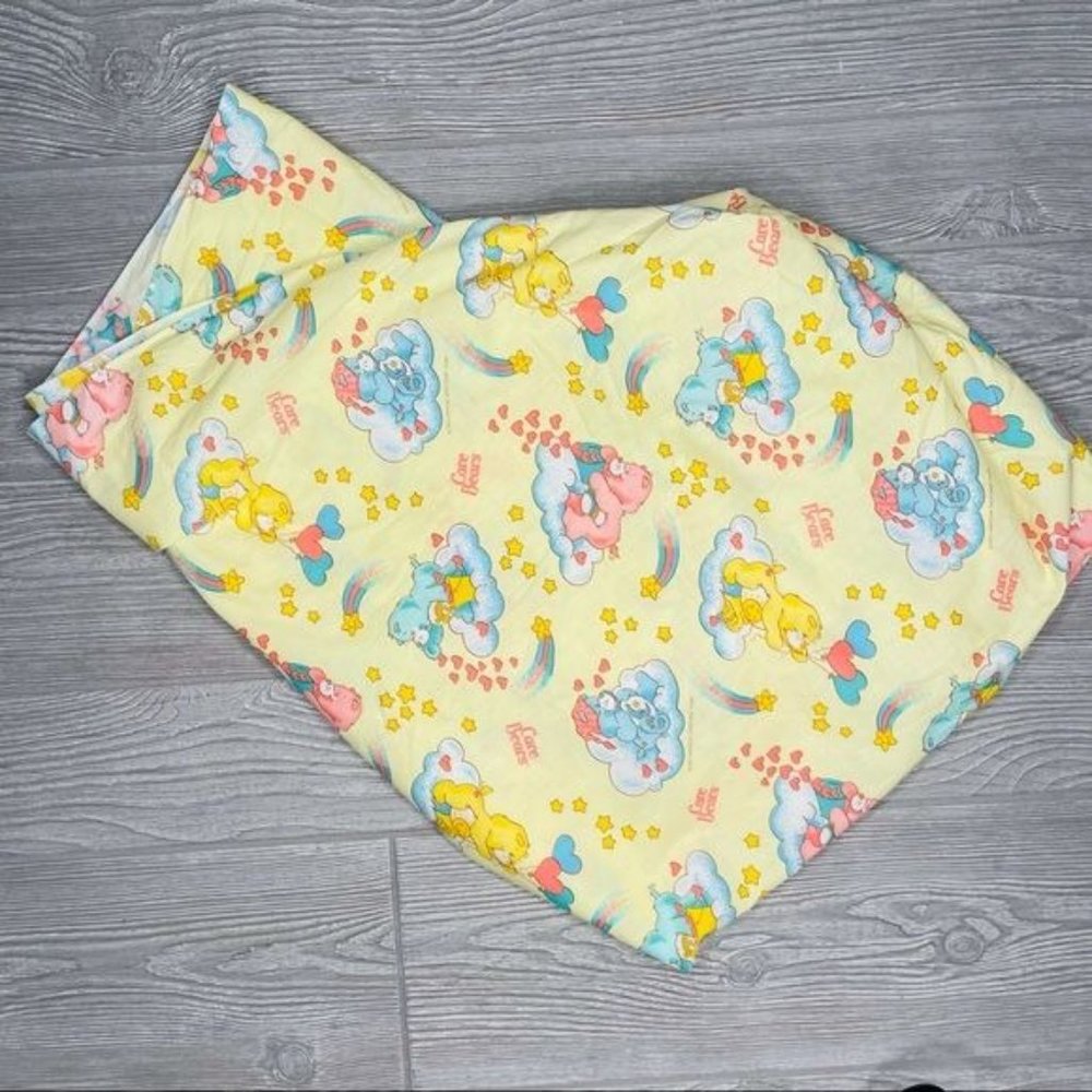 Vintage 1983 baby crib mattress sheet  yellow blue & pink baby bedding nursery